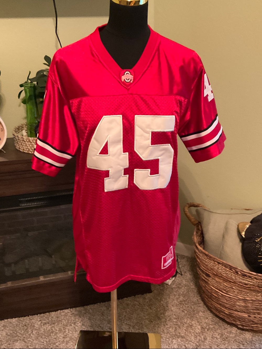 Ohio State Buckeyes Youth Size 20 Jersey, Great Condition!